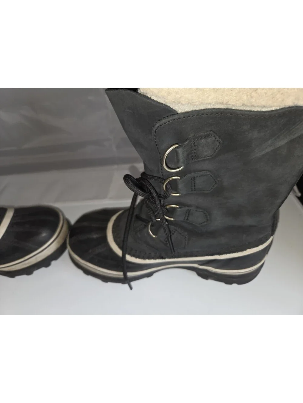 Sorel caribou wp